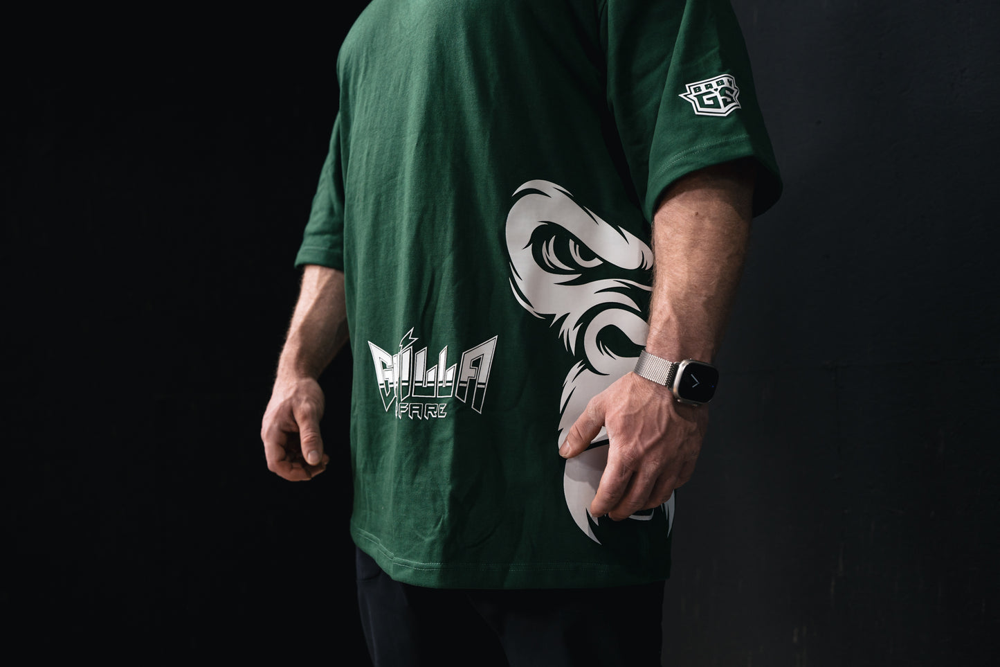 Gorilla Warfare T- Shirt in Hunter Green